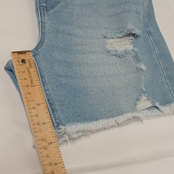 Maternity Denim shorts Sz 12 - 14 (large) comfort stretch jeans shorts NWT. - Picture 7 of 9